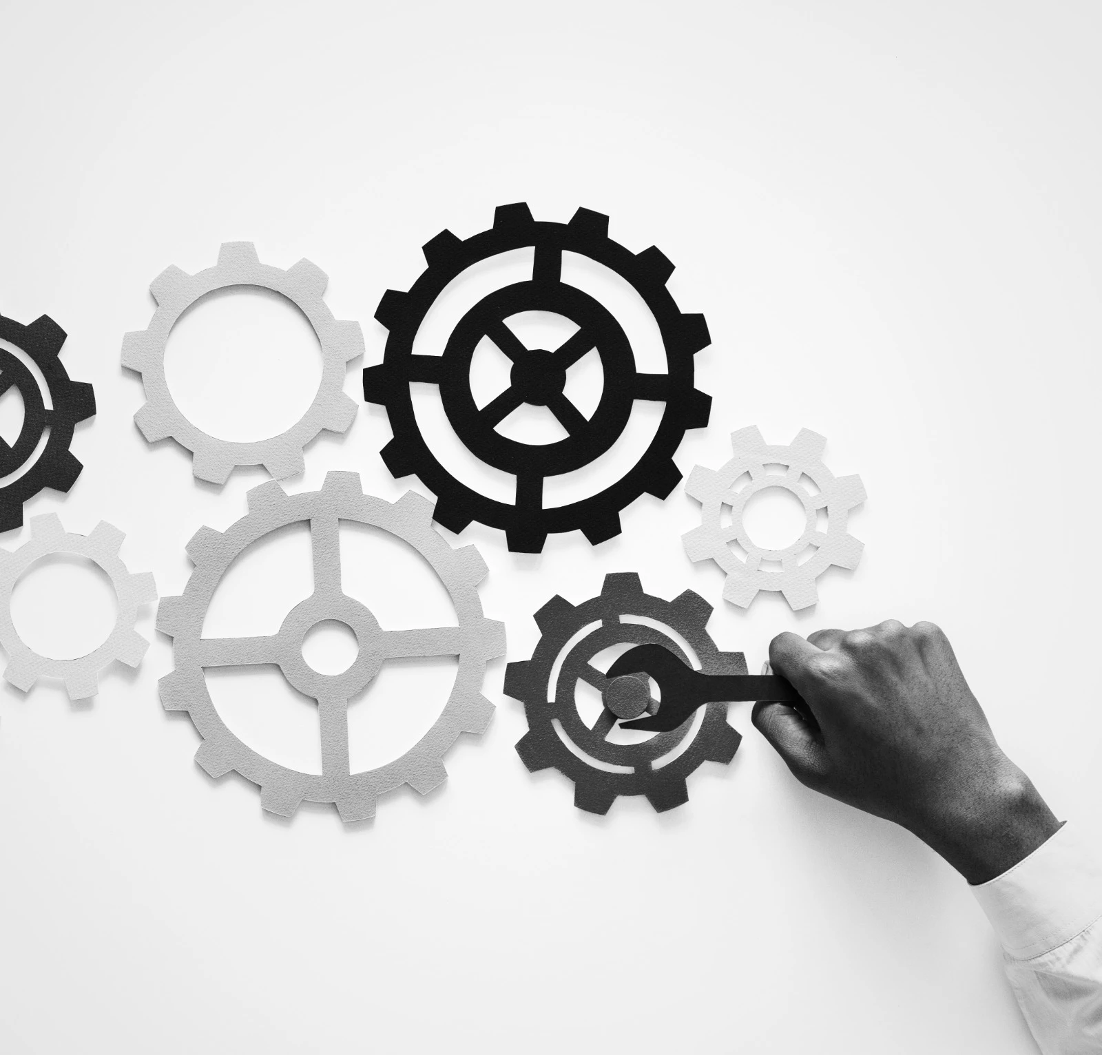 Cowerkers discussing about new Idea